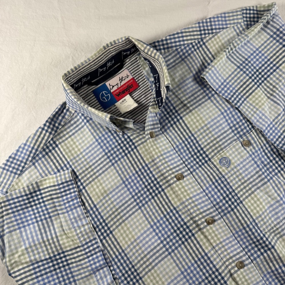 Wrangler Men's Size M Blue George Strait Cowboy Cut‎ Plaid Button Down Shirt